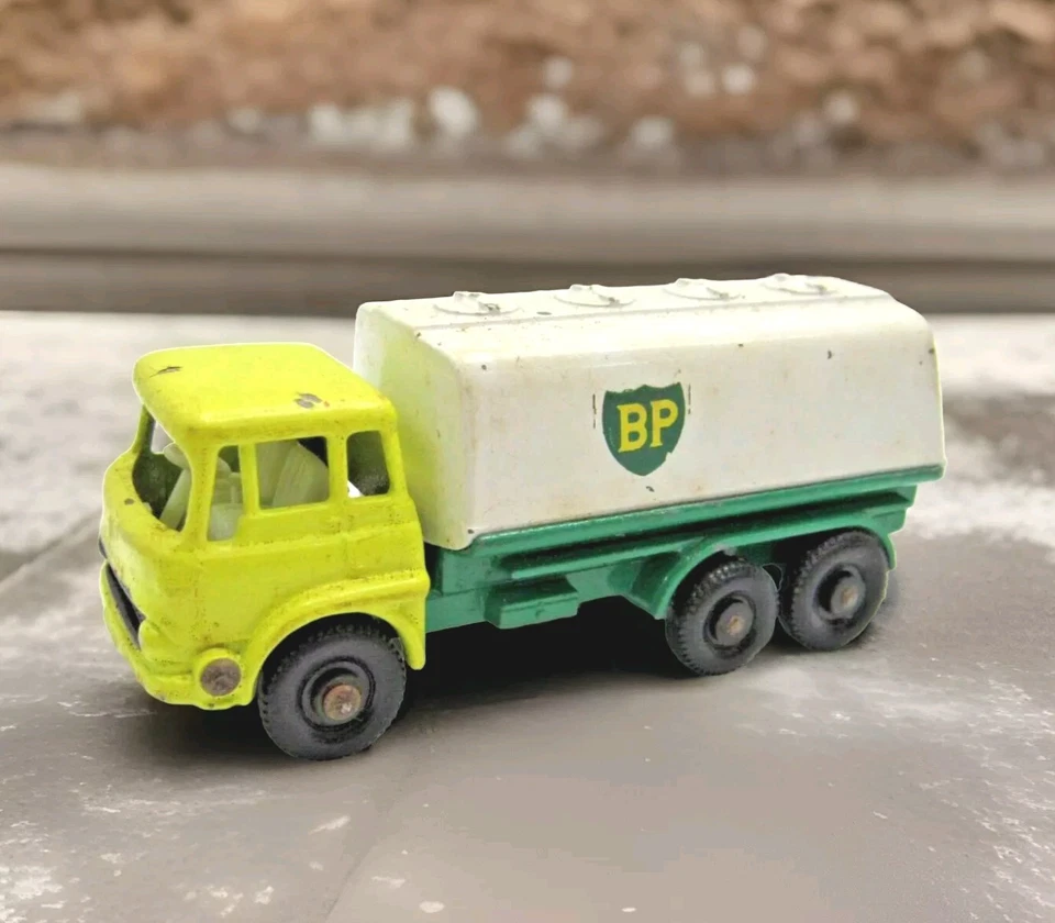Matchbox Ruedas Regulares Nº 25 Bedford Petrol Tanker BP Calcomanía Inglaterra #C5-53 Foto 1 de 4