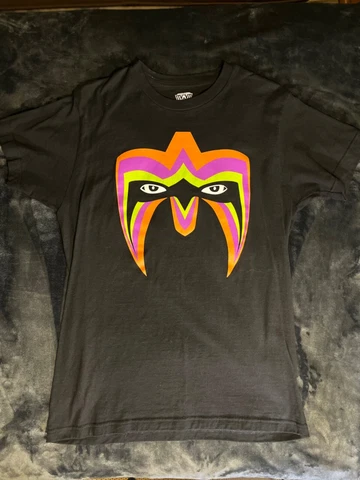 The Ultimate Warrior WWE Legends Mask Logo T-Shirt Size:M *Brand New!!* Cover