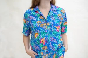 Vtg 80s 90s Hawaiian Blouse Small Shirt Button Up Blue Vacation Floral Tropical - Bild 1 von 10
