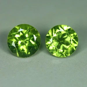 2.80 Cts_Matching Round Pair_100 % Natural Unheated Green Peridot_Pakistan - Bild 1 von 3