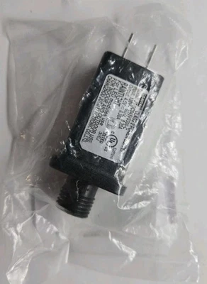 4.5V LED Power Supply Low Voltage Transformer Class 2 Waterproof IP44 - Image 1 of 3