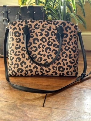 Bolso Bandolera Grande Kate Spade Darcy Leopardo Guepardo Edición Limitada Foto 1 de 4
