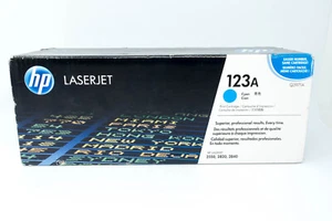 HP 123A - Cartuccia LaserJet originale ciano (Q3971A) - NUOVO - Foto 1 di 3