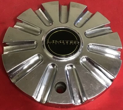 ONE USED Limited U-600 RWD  Chrome Wheel Rim Wheels Chrome Center Cap CAP/5487 - Image 1 of 4