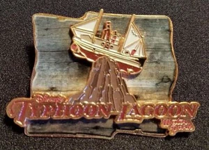 ANTIGUO HTF LE Disney Pin WDW Miembro del Elenco Atlas Parque Acuático Tifón Laguna Miss Tilly - Imagen 1 de 2