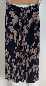 3/4 Wide Leg Pants With Front Tie Elastic Back Boho Womans Size 10/12 - Blue - Picture 1 of 11
