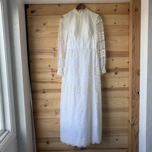 VTG Wedding Dress Size 4? Edwardian Cottagecore Lace Prairie Cream Long Sleeve - Picture 1 of 10