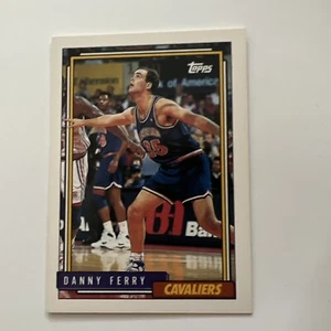Tarjeta 1992-93 Topps Danny Ferry #131 Cleveland Cavaliers - Imagen 1 de 2
