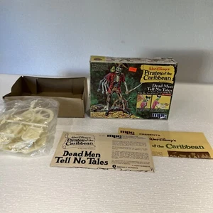 MPC - PIRATES OF THE CARIBBEAN - DEAD MEN TELL NO TALES - MODEL 1972 - Picture 1 of 24