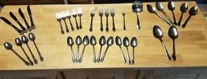 40  piece Oneida stainless flatware - Picture 1 of 10