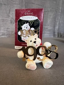 Hallmark Keepsake Ornament 1998 Fabulous Decade #9 Eisbär 1998 MIB - Bild 1 von 4