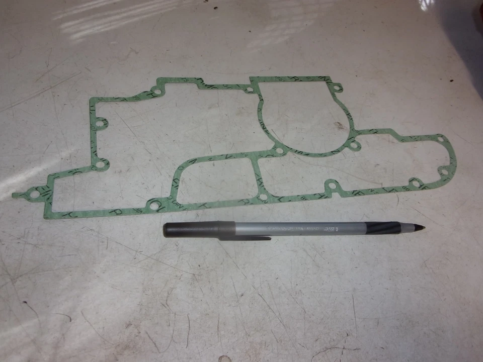 Прокладка картера бензопила Jonsered 910 + nush - Изображение 1 из 1