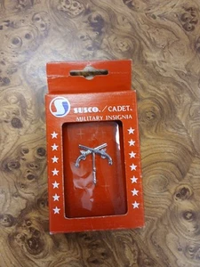 Susco Cadet Military Insignia - Military Police Silver - Picture 1 of 1