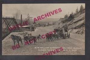 Alaska RPPC 1933 CROSS COUNTRY TRAVELER Dog Sled SLIM WILLIAMS Signed AUTOGRAPH - Picture 1 of 3
