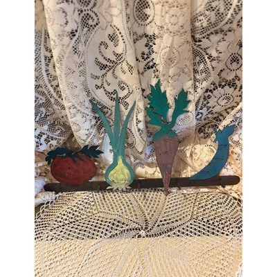 Percha de pared de cocina vegetariana de hierro con ganchos Foto 1 de 4