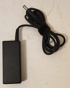 Genuine HP Laptop Charger 384019-001 – Model PPP009D | 19.5V 3.33A | 65W - Picture 1 of 4