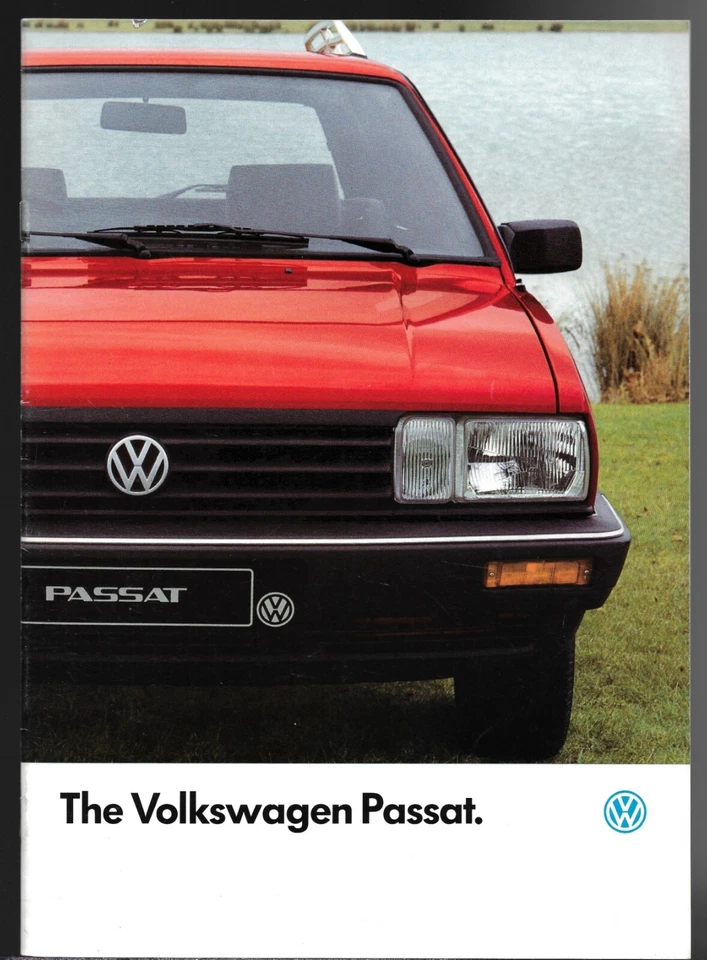 Volkswagen Passat Mk2 1987-88 UK Market Sales Brochure C CL GT GL 5dr 4dr Estate - Image 1 of 1