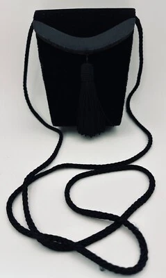 Valerie Stevens - Veludo preto com acabamento acetinado pequena bolsa extravagante com borla. - Imagem 1 de 4