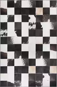 Black and White - Artisan Crafted Patchwork Cowhide Rug, Effortlessly Stylish - Picture 1 of 5