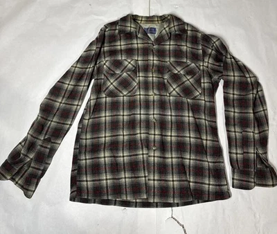 Vintage Pendleton Shirt Medium Plaid Pockets 100% Pure Virgin Wool Buttons - Image 1 of 4