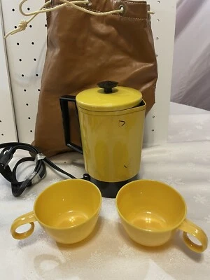 Cafetera de camping Empire Metal Amarillo 4 tazas con 2 tazas y bolsa 25,00 Foto 1 de 4