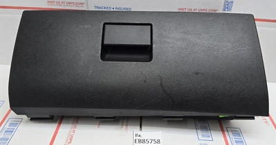 OEM 2013-2018 RAM 1500 2500 GUANTERA INFERIOR COMPARTIMENTO DE ALMACENAMIENTO GUANTERA NEGRA Foto 1 de 4