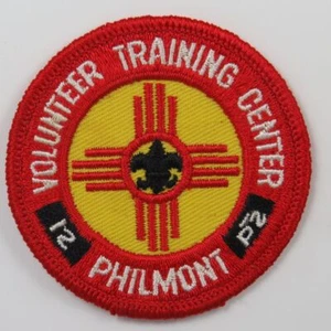 Volunteer Training Center Philmont Aufnäher 2,75" breiter roter Rand [C-2608] - Bild 1 von 1