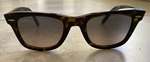 Gafas de sol RayBan RB2140 902 originales Wayfarer tortuga hechas en Italia - Imagen 1 de 12