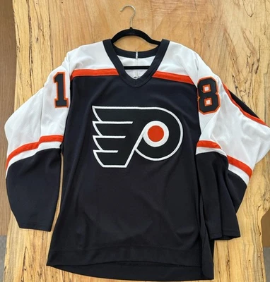 Camiseta Mike Richards Philadelphia Flyers CCM Adulto S Negra Foto 1 de 3