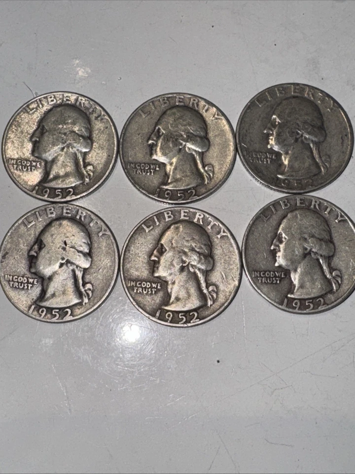 Six 1952 Washington Quarters Silver 3 With No Mint Mark, 3 With The Denver - Image 1 of 2