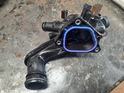 Carcasa termostato Mini Cooper S 1.6T R55 R56 N14 Pre LCI 2006-2010 Foto 1 de 4