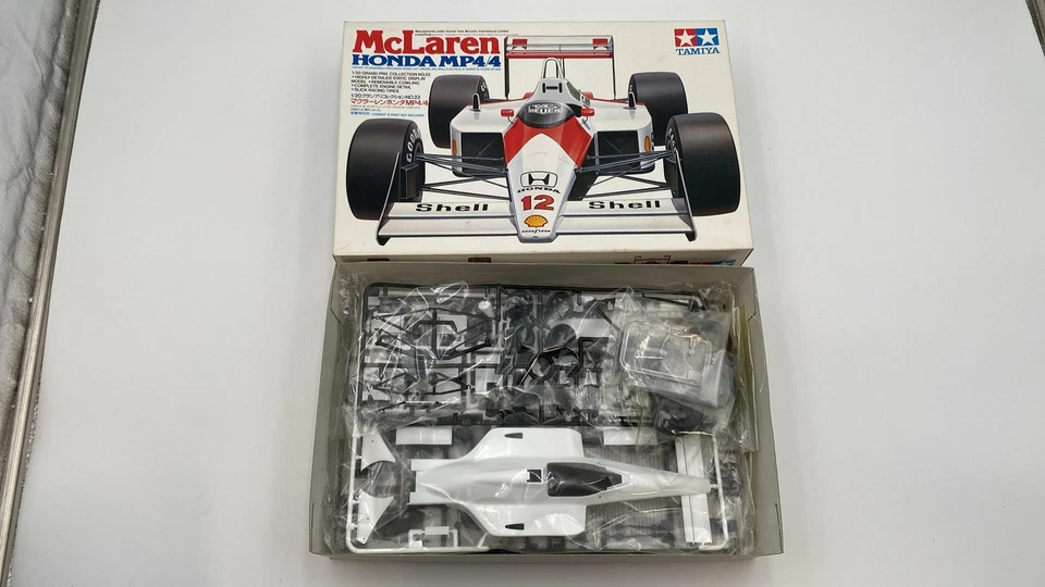  TAM20022 Tamiya McLaren Honda MP4/4 1989 1/20 - Immagine 1 di 2