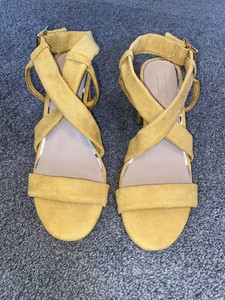 river island yellow shoes