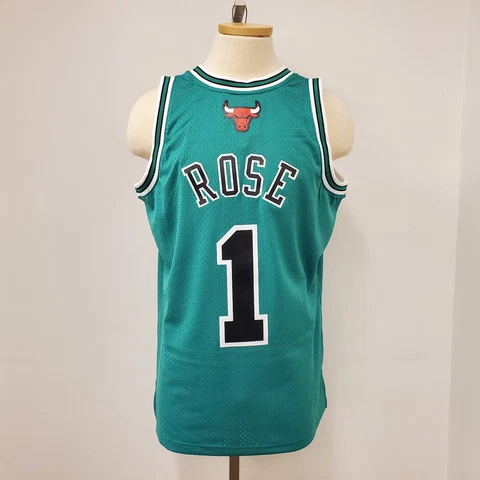 Mitchell & Ness 2008-09 Chicago Bulls Green Legacy Jersey - Derrick Rose Cover