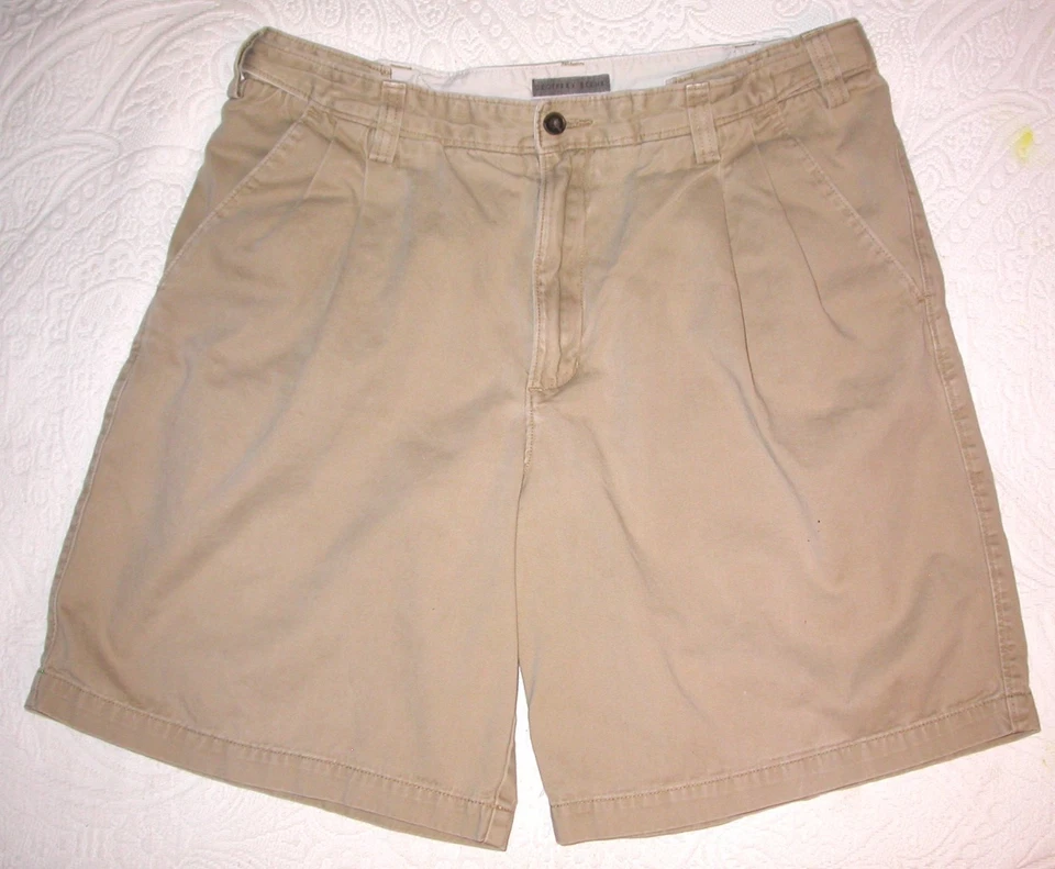 Geoffrey Beene Mens Extender Shorts Sz 34 Adjust to Fit Larger Khaki Pleated - Image 1 of 4