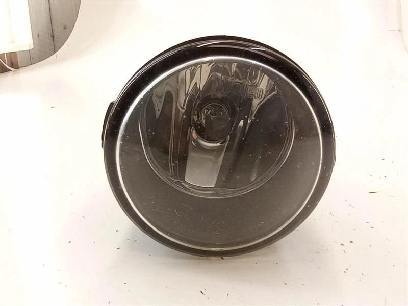 Luz antiniebla Infiniti Fx35 2006 pasajero o conductor probada por fabricante original  Foto 1 de 4