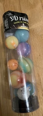 Great Explorations Brillantes Planetas 3D en un Tubo Edades 5+ 1+ Jugadores Stock Antiguo Foto 1 de 4