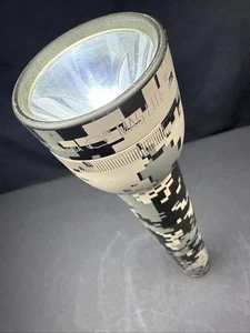 Mag-Lite ML300L LED 3 D-Cell Digital Camo (625 Lumens) ULine WORKS! - Picture 1 of 18