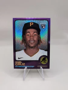 Topps Heritage 2022 - Oneil Cruz #157 refractor cromo púrpura (RC) - Imagen 1 de 10