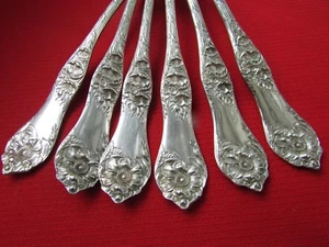 Pièces de dîner individuelles motif rose Blair 1910 par 1881 Rogers plaqué argent - Photo 1/61