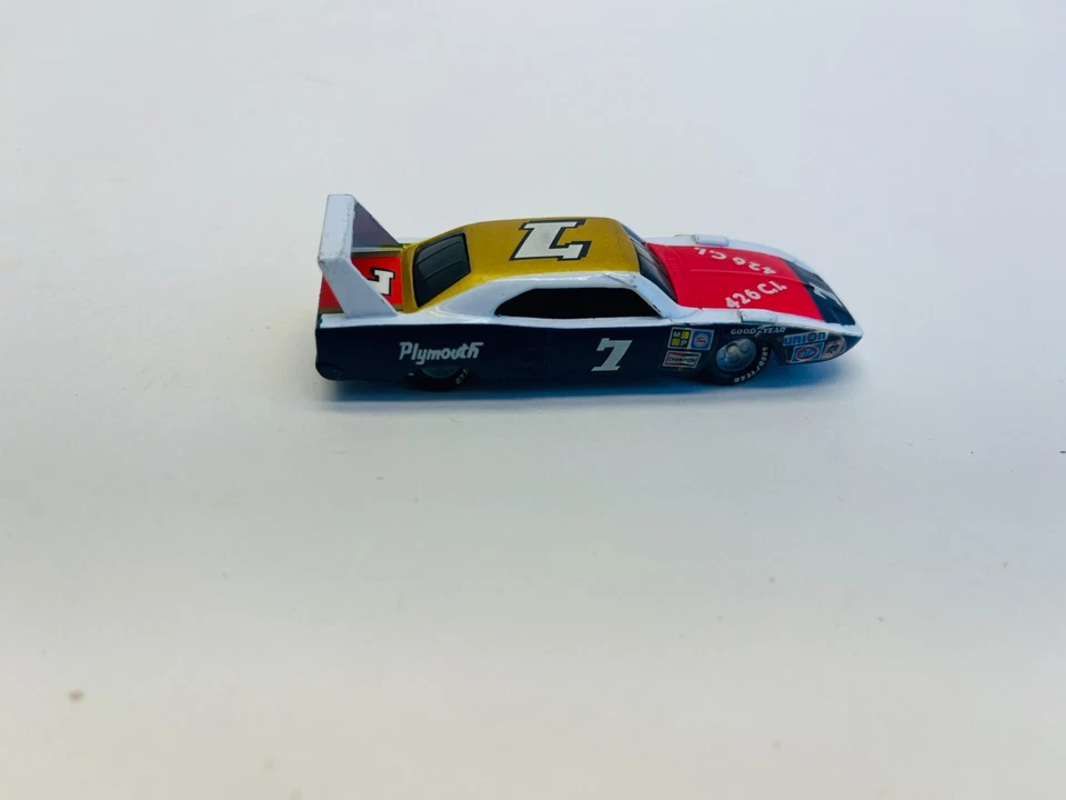 RACING CHAMPIONS-RAMO SCOTT 1991 Die-Cast 1:64 NASCAR 1970 Plymouth Superbird Foto 1 de 1