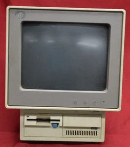 IBM PS/2 Model 25 Type 8525 * POWERS UP * KEYBOARD ERROR - Picture 1 of 18