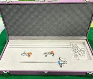 Juego de Cirugía Cistoscópica Laparoscópica 22FR con Agarres 5FR Instrumentos Reutilizables - Imagen 1 de 15
