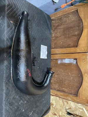 Polaris snowmobile 1996-1999 XC RMK SKS SP 600 700 exhaust pipe chamber assembly - Image 1 of 4