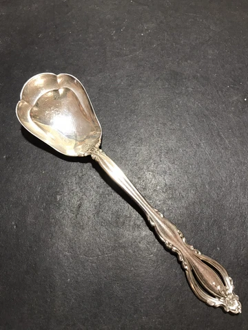 International Sterling Grande Regency Dessert / Soup Spoon 6” 39.53gr Used Cover