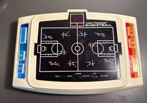 Electronic Basketball Tabletop Game TomyTronic by Tomy VINTAGE 1980 Tested! - Picture 1 of 2