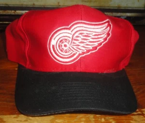 Vintage Detroit Red Wings Hat Snapback NHL Hockey Logo 7 Red Black Cap ADULT ADJ - Picture 1 of 3