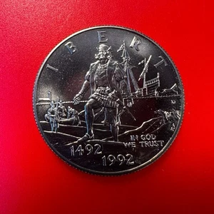 1992 D CHRISTOPHER COLUMBUS LIBERTY HALF DOLLAR - COMMEMORATIVE, UNC - Picture 1 of 2