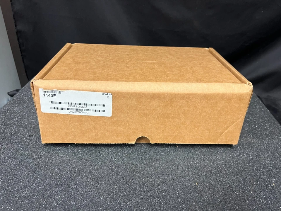 Avaya NTYS05BFGS IP PHONE 1140E GRAPHITE-W TEXT KEYCAPS GSA ROHS