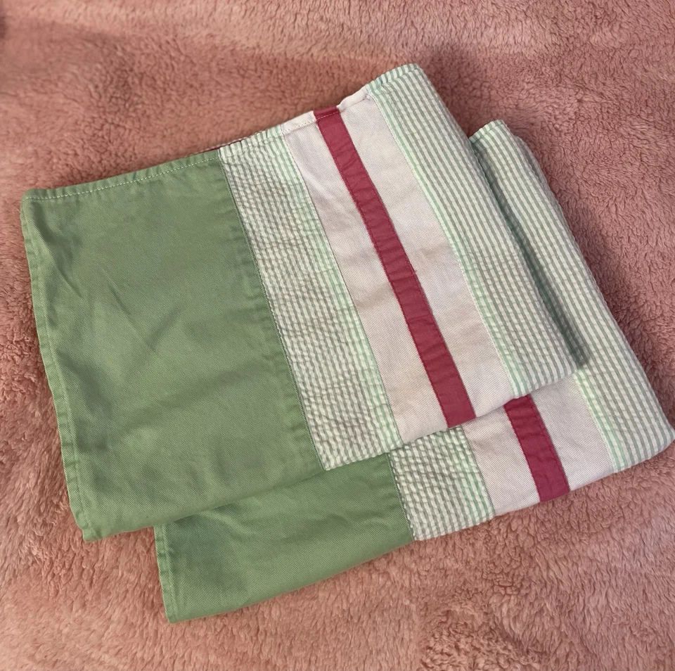 2 fundas de almohada estándar Seersucker rosa intenso, verde y verde pastel NAUTICA Foto 1 de 4